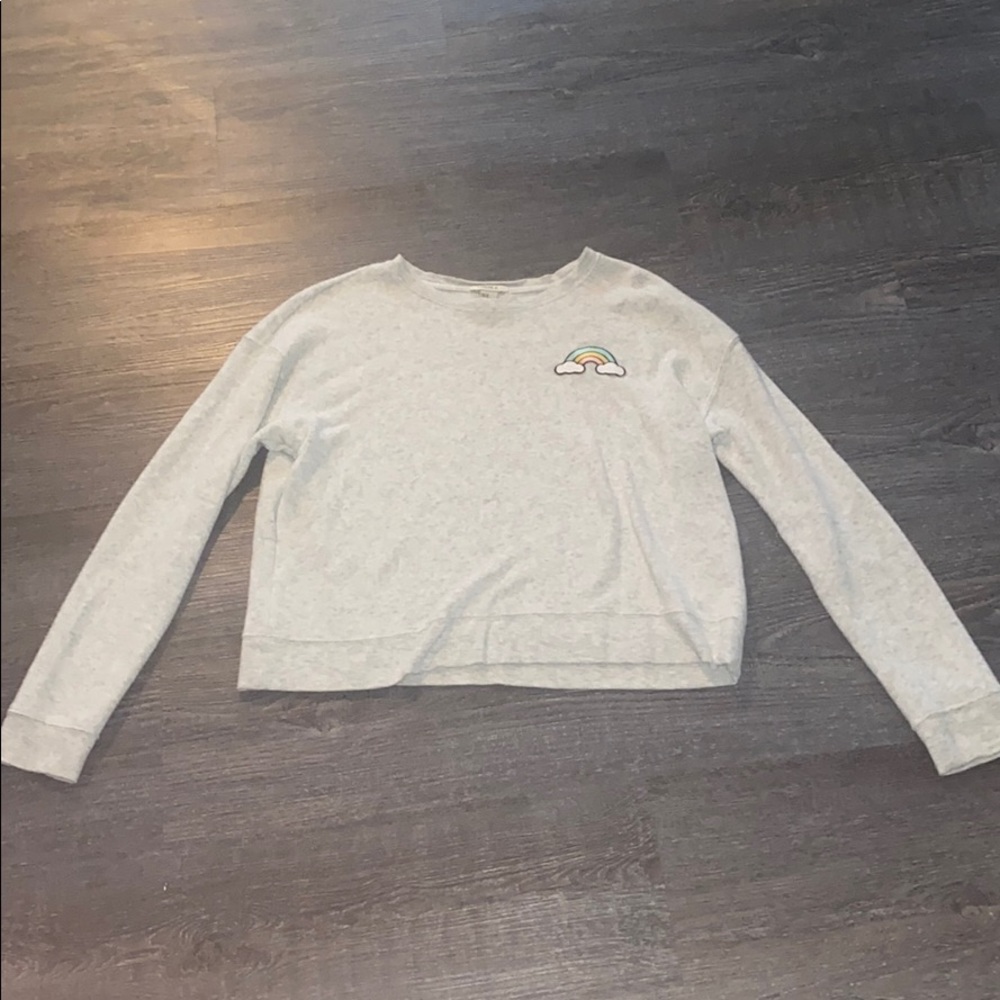 Slightly cropped forever 21 crew neck